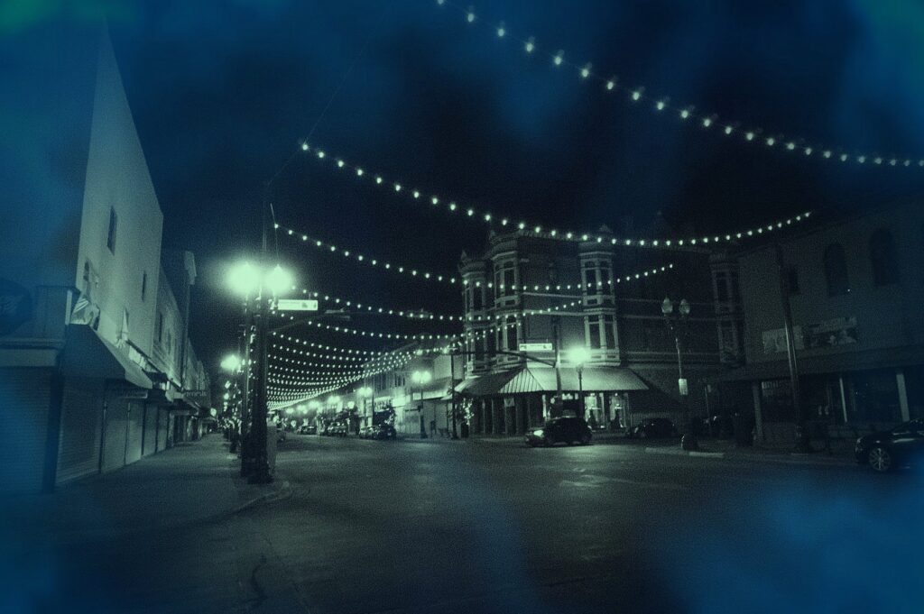 Mystery, Macabre, & Mayhem: Haunted Bar Crawl